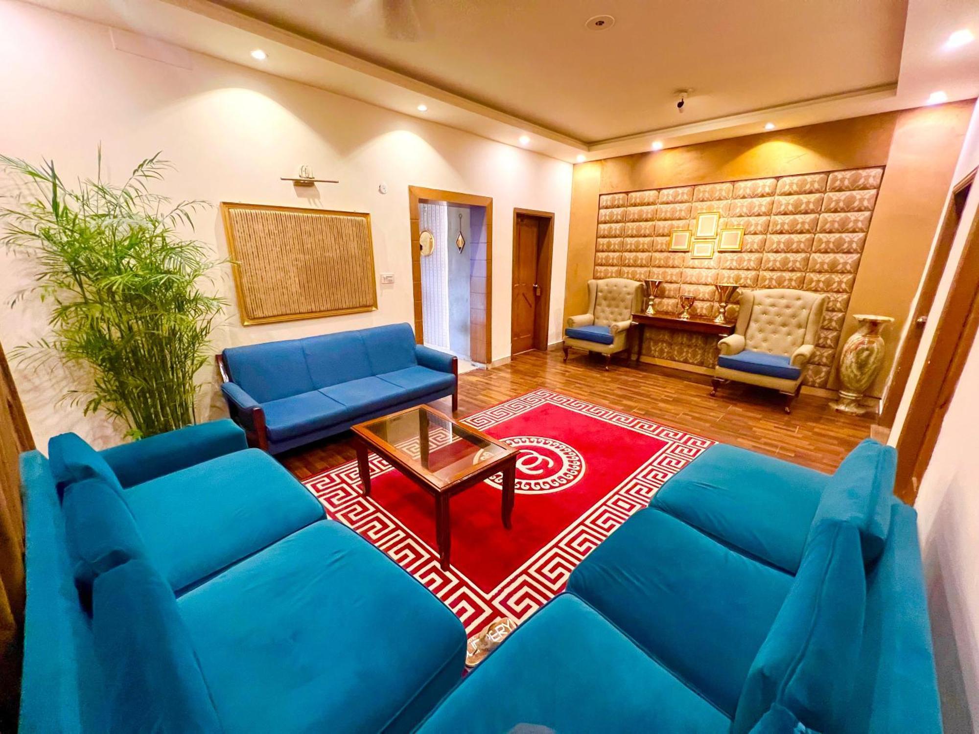 Shelton Guest House Islamabad Ngoại thất bức ảnh