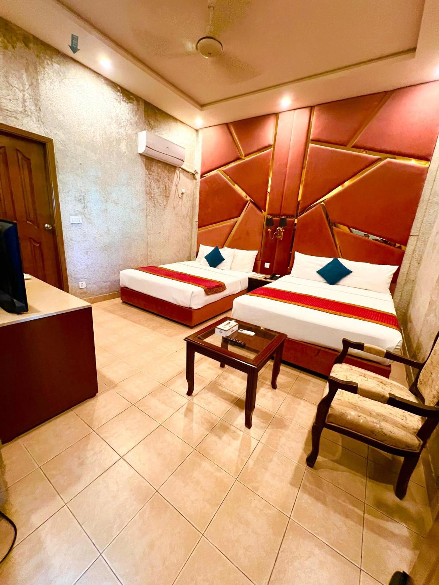 Shelton Guest House Islamabad Ngoại thất bức ảnh