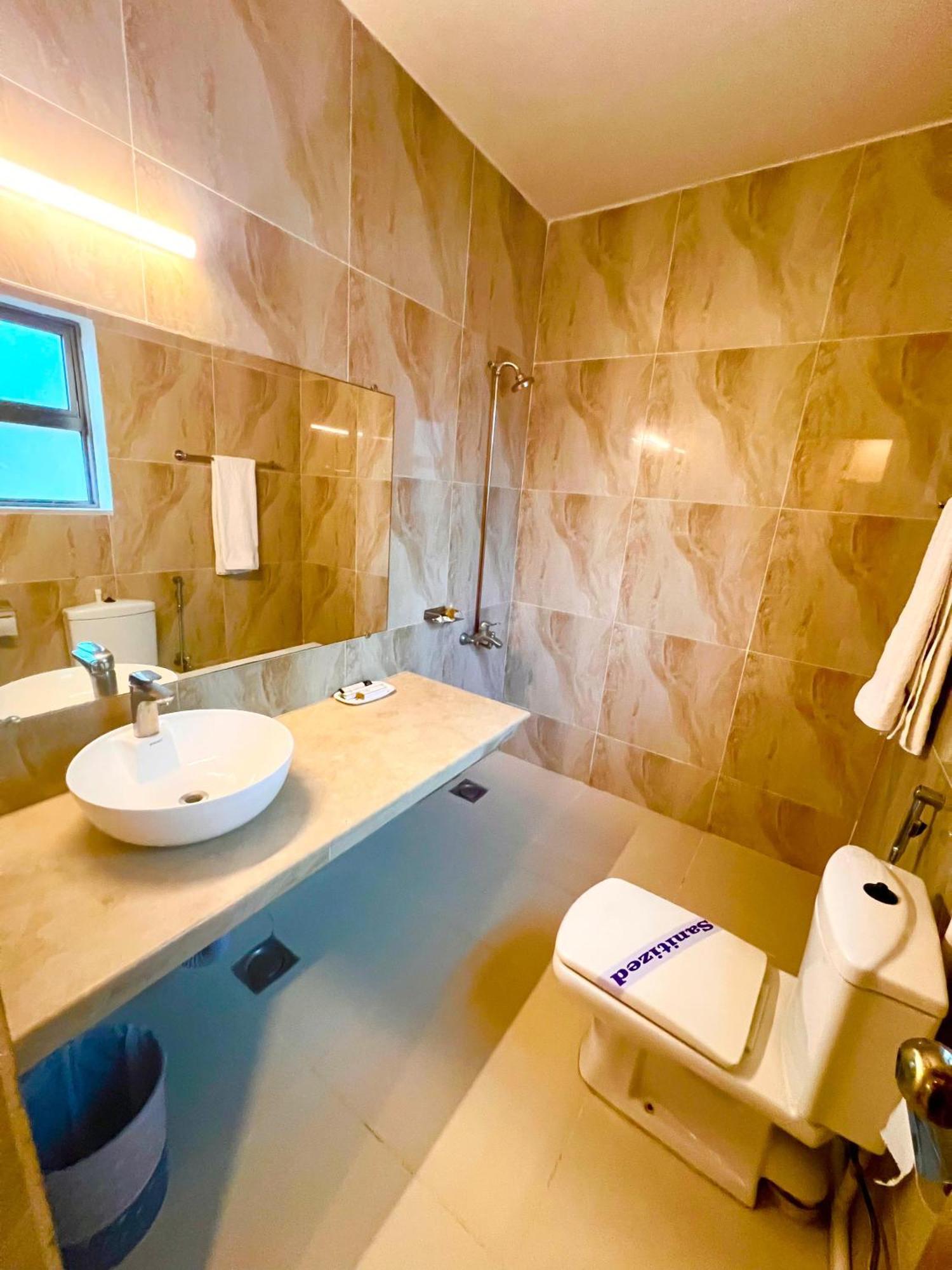 Shelton Guest House Islamabad Ngoại thất bức ảnh