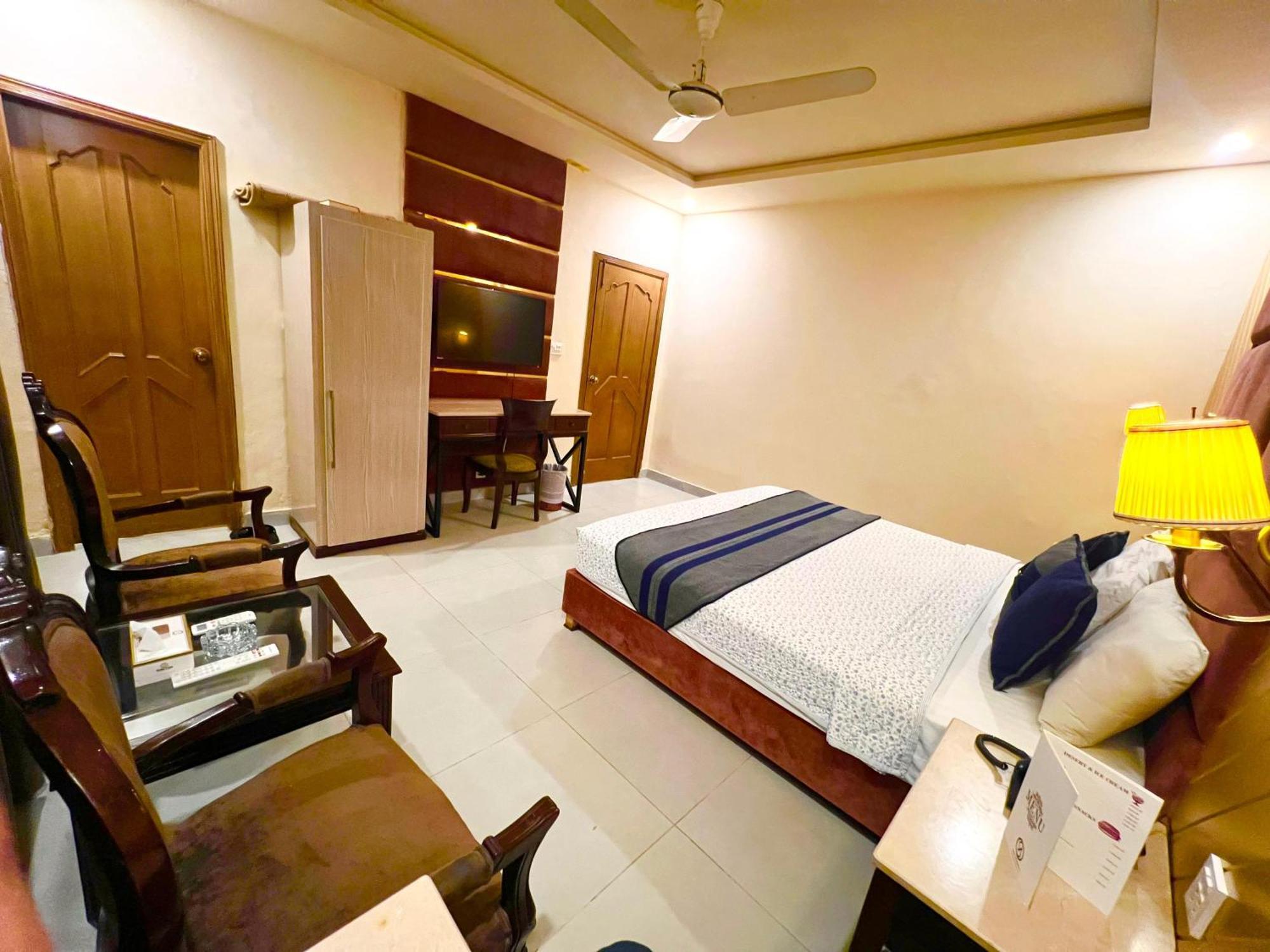 Shelton Guest House Islamabad Ngoại thất bức ảnh