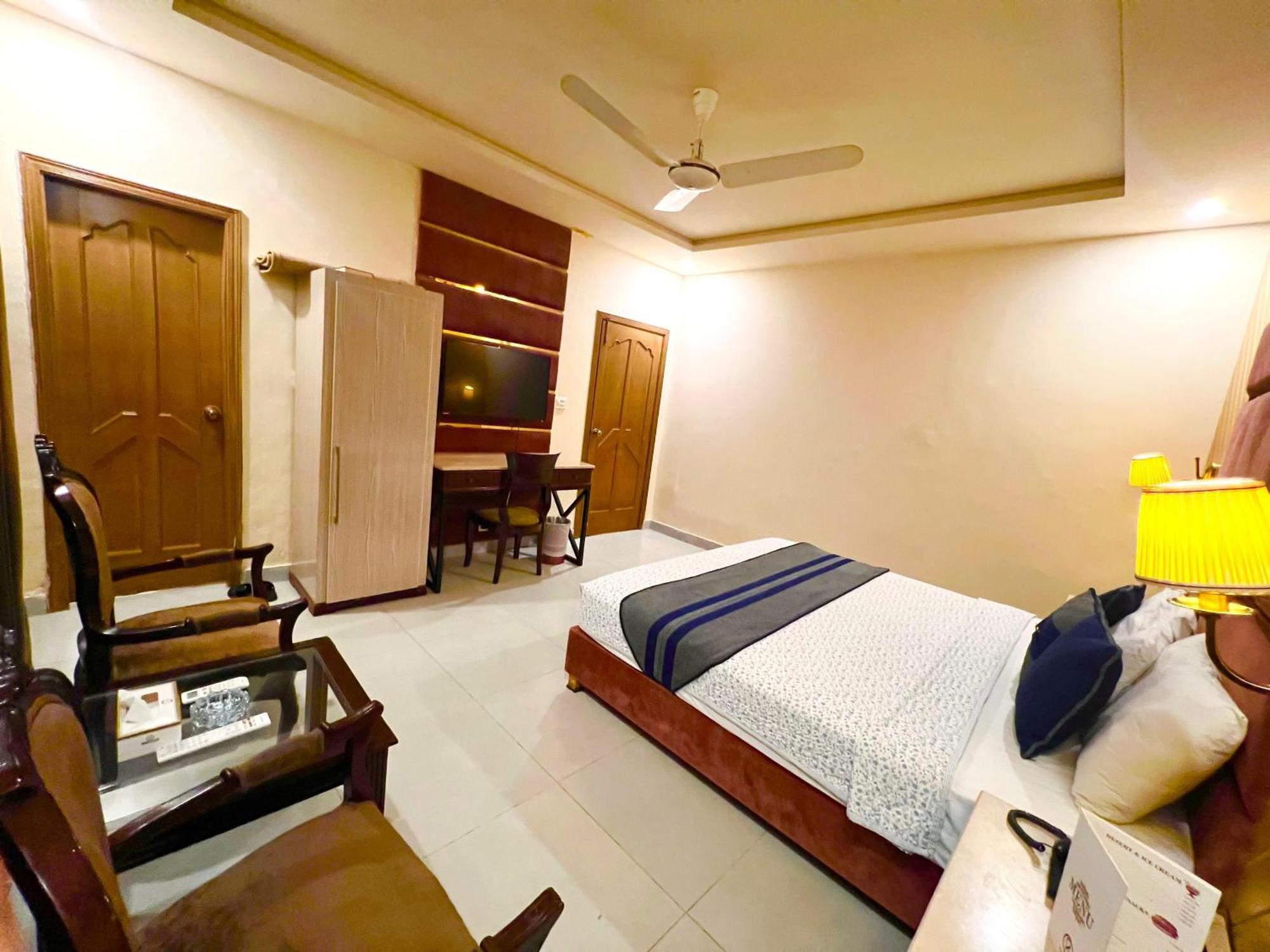 Shelton Guest House Islamabad Ngoại thất bức ảnh